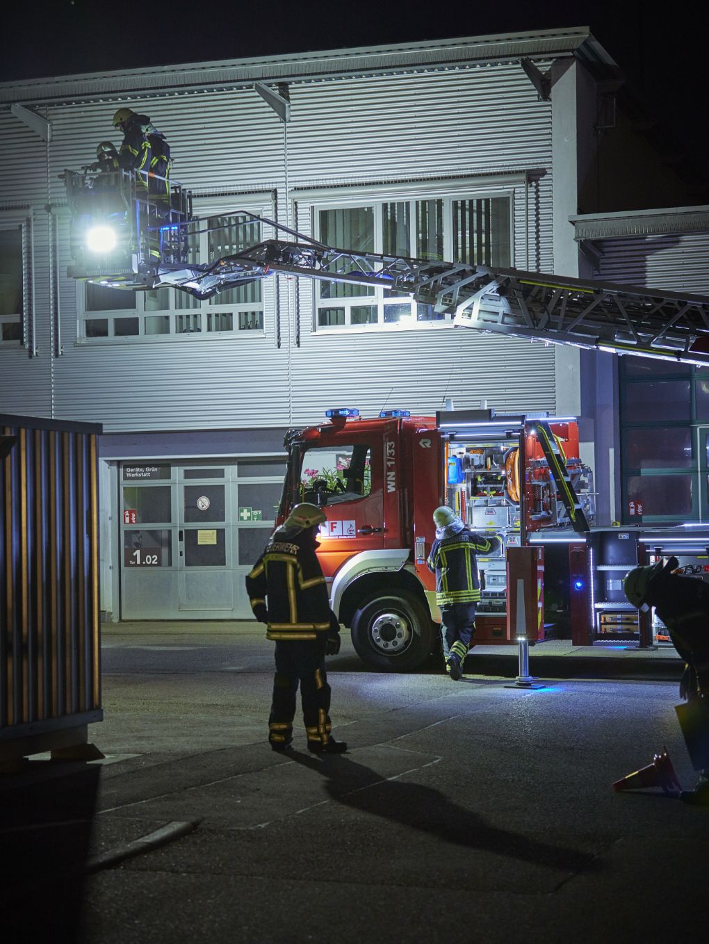 Turntable ladder