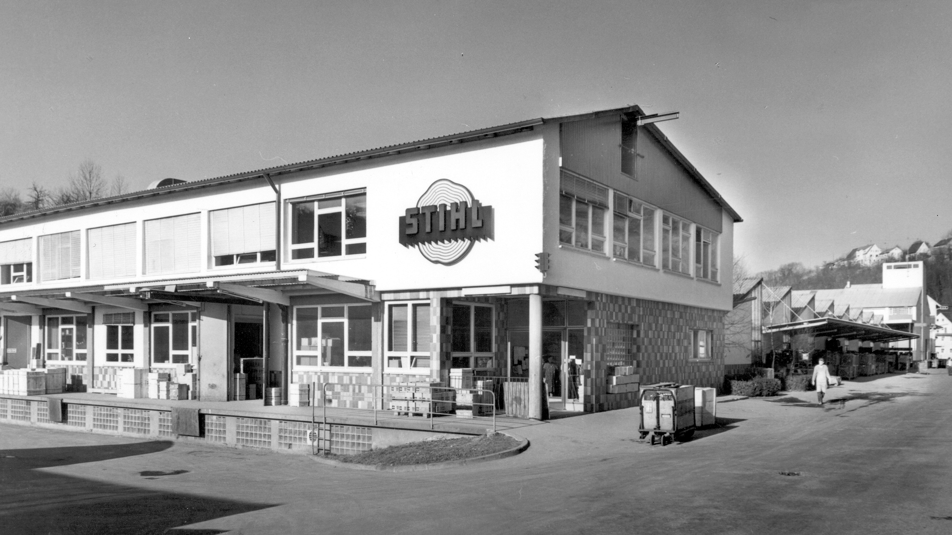 Plant 1 in Neustadt around 1960; black and white photo.
